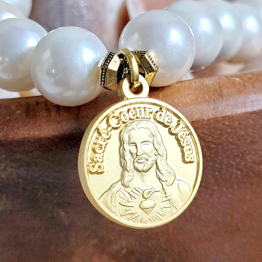 Freshwater Pearl 10mm Beaded Bracelet w/ Gold Plated Medal of The Sacred Heart of Jesus
