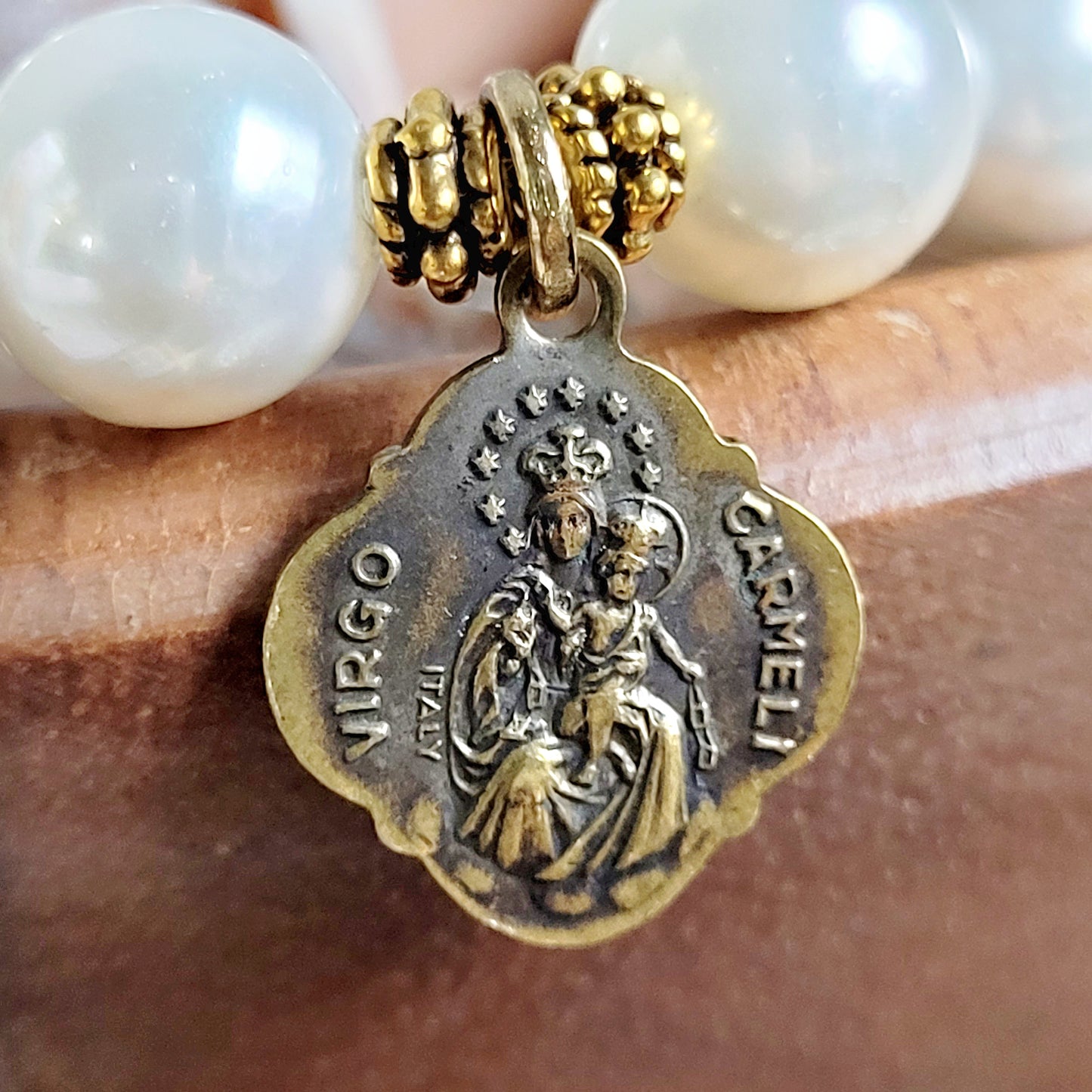 Freshwater Pearl 10mm Beaded Bracelet w/ Bronze Medal of Sacred Heart of Jesus and Our Lady of Mount Carmel