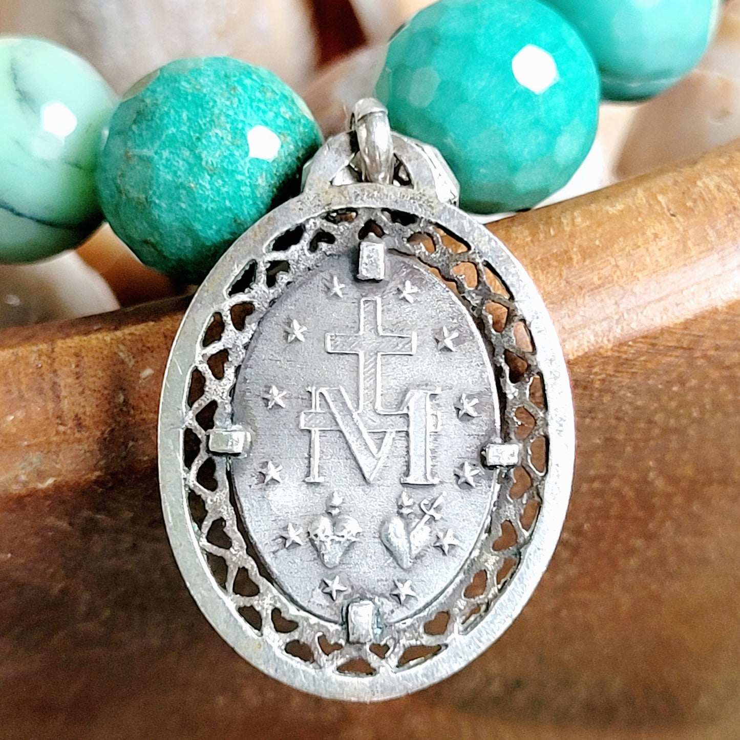 Chrysoprase Australian Faceted 10mm Beaded Bracelet w/ A Signed Silver Miraculous Medal