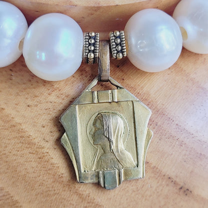 White Freshwater Pearl 10mm Beaded Bracelet w/ Gold Plate Medal of The Virgin Mary from France