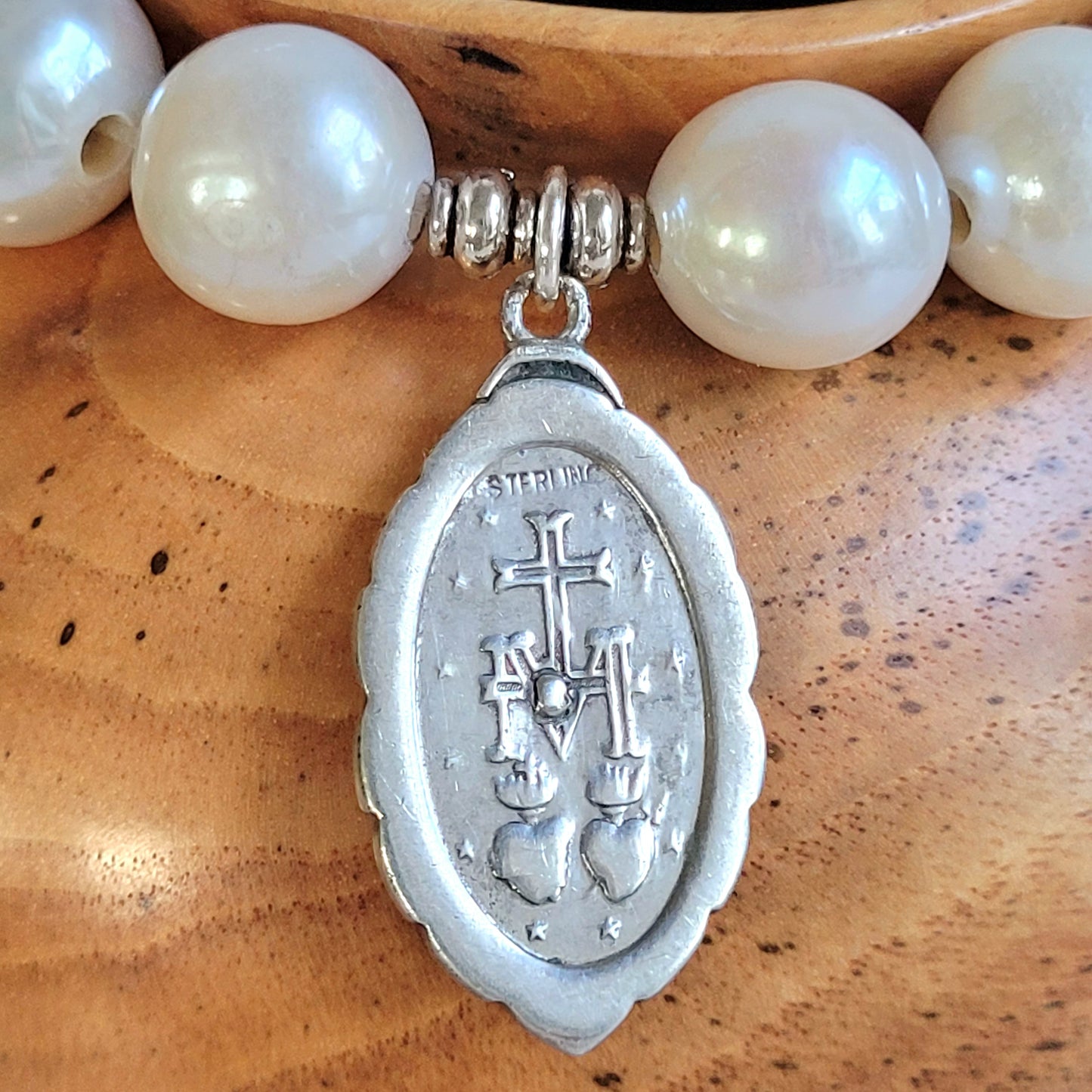 White Freshwater Pearl 12mm Beaded Bracelet w/ Vintage Signed Sterling Silver Miraculous Medal of Mary