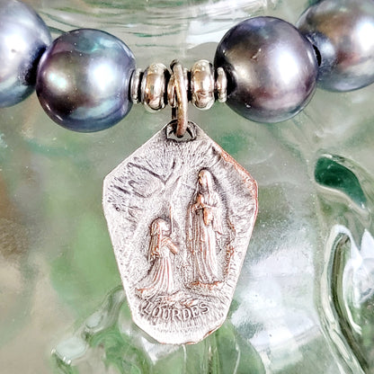 Peacock Freshwater Pearl 10mm Beaded Bracelet w/ Art Deco Silver Medal of Our Lady of Lourdes