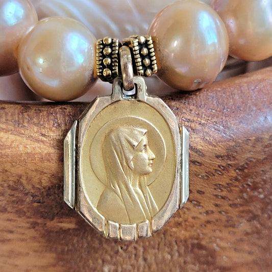 Gold Freshwater Pearl 10mm Beaded Bracelet w/ Gold Plated Art Deco Virgin Mary Medal