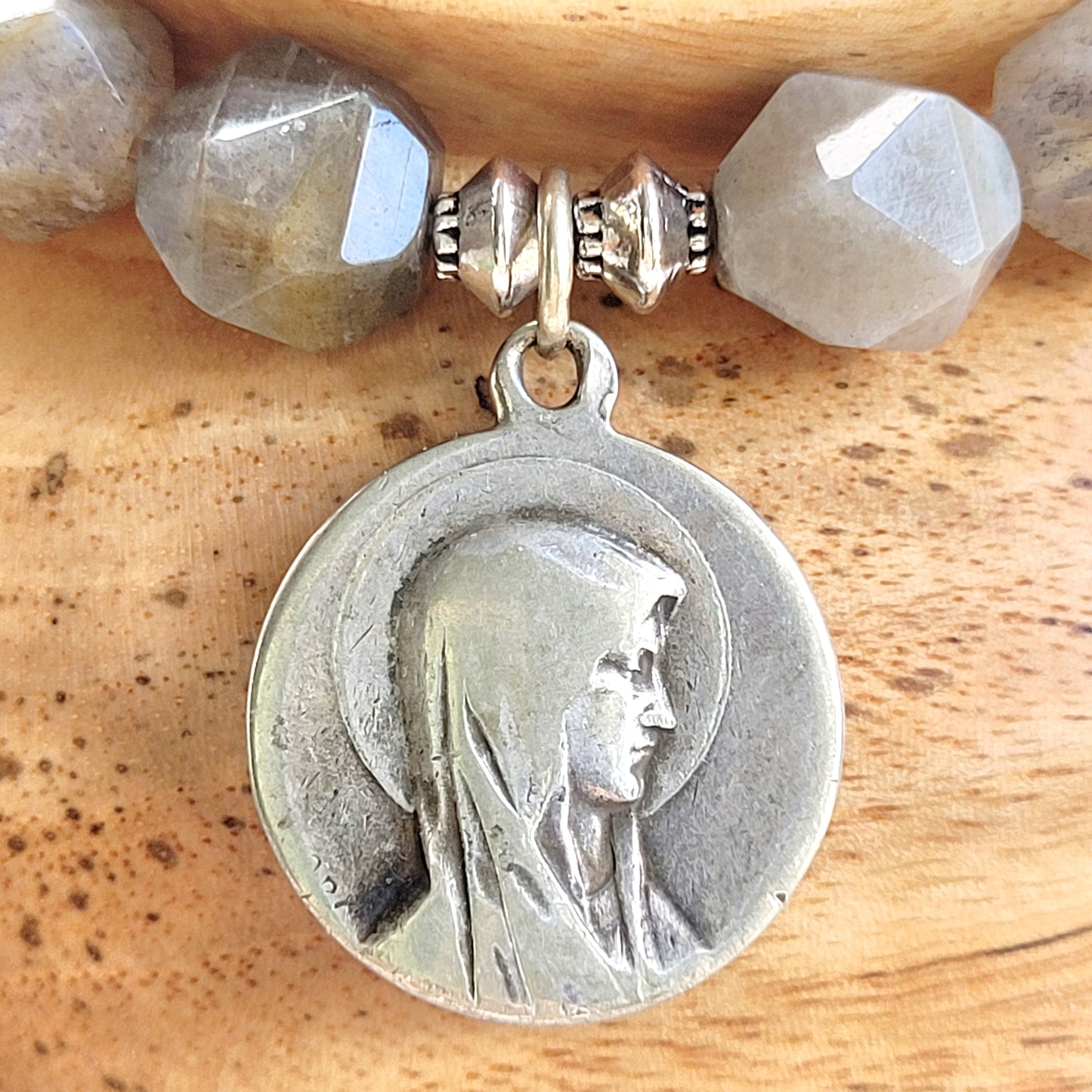 Labradorite Star Cut Faceted 8mm Beaded Bracelet w/ Silver Plated Signed Medal of Jesus from France